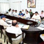 उत्तराखण्ड के प्रत्येक विकासखण्ड में विकसित होंगे आदर्श कृषि एवं उद्यान गांव