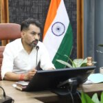 दो दिन के कार्य को 06 माह तक लटकाना पडा भारी, डीएम डॉ. आशीष चौहान ने सहायक अभियंता को दी प्रतिकूल प्रविष्टि