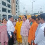 आढ़त बाजार के विकास कार्यों का विधायक विनोद चमोली और एमडीडीए उपाध्यक्ष IAS बंशीधर तिवारी ने किया स्थलीय निरीक्षण, नवीन आढ़त बाजार का निर्माण पूरा, व्यापारियों को जल्द मिलेगा लाभ