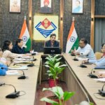 देहरादून में निर्धारित स्थलों पर ही पटाखों की बिक्री की अनुमति, बाजारों में अग्नि सुरक्षा सुनिश्चित करने के निर्देश